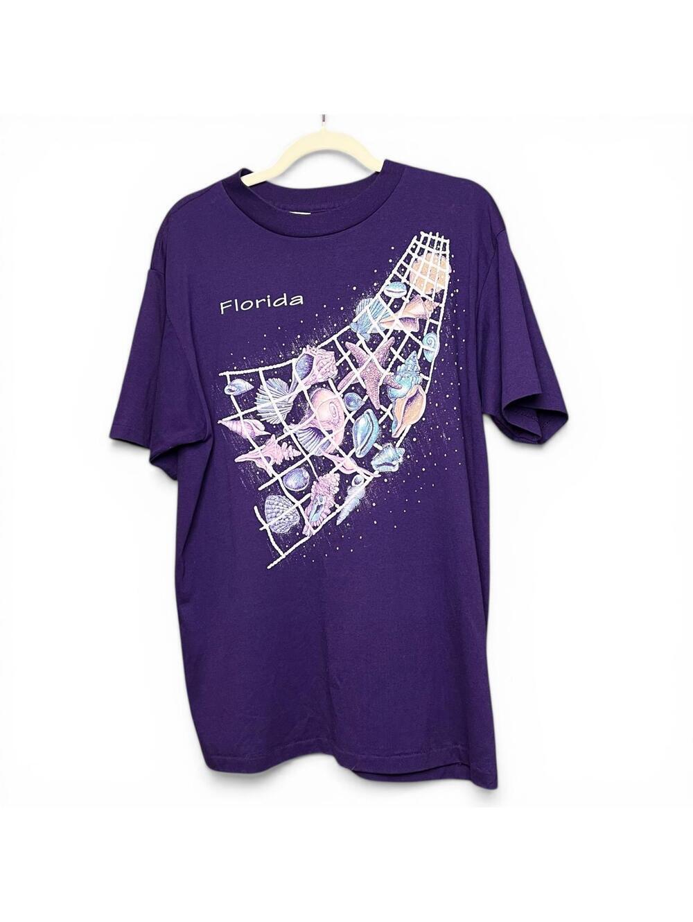Vintage Florida Shell Graphic Purple T-Shirt Large